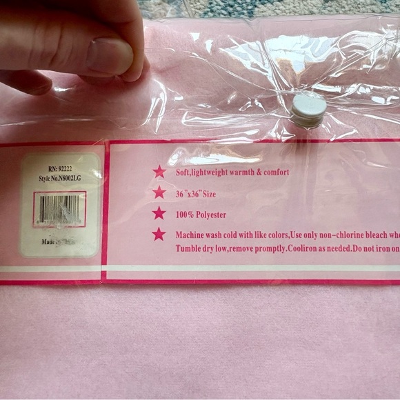 VINTAGE 90’s Carter’s Fleece Baby Blanket 36” 36” H.W Carter & Sons Crib Blanket - Picture 4 of 5